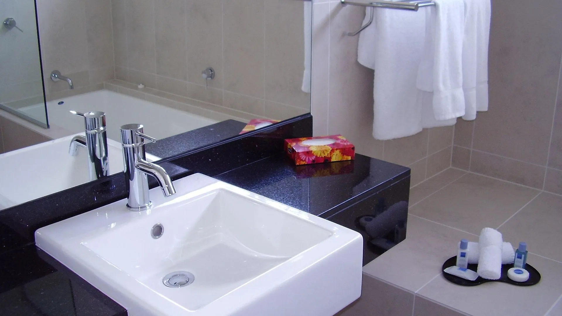 Brentwood Hotel Wellington 3*,